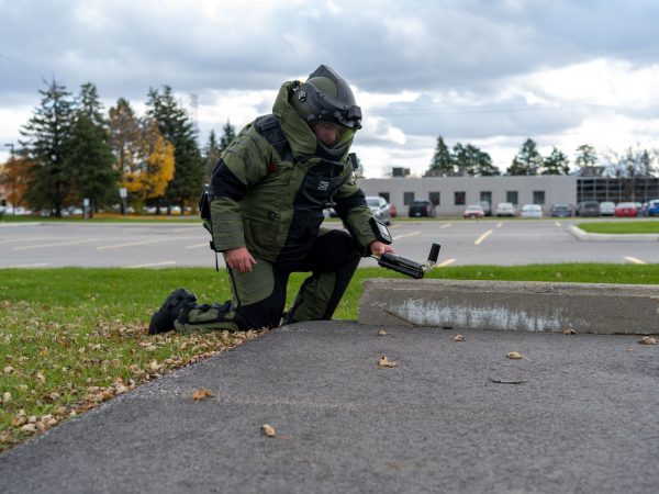 Med-Eng EOD 10E Live Video Placing On Ground